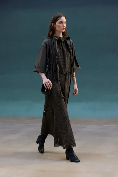 Look 8